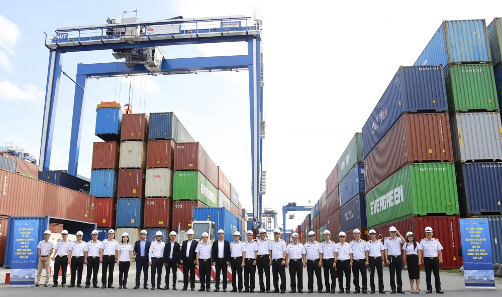 12臺GENMA品牌輪胎吊成功交付丨獲越南當(dāng)?shù)孛襟w廣泛關(guān)注(圖3)